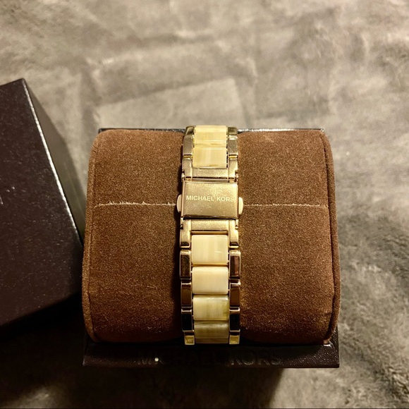 Michael Kors - Parker MK5842 - Picture 5 of 5